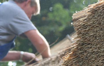 professional Ryarsh thatchers